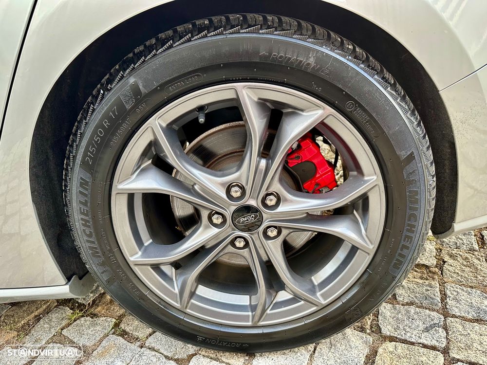 Ford Focus SW 1.0 EcoBoost Hybrid ST-LINE X - 10