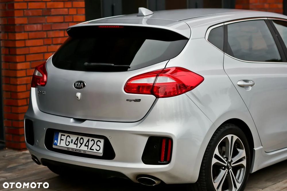 Kia Ceed Cee'd 1.6 CRDi GT Line - 23