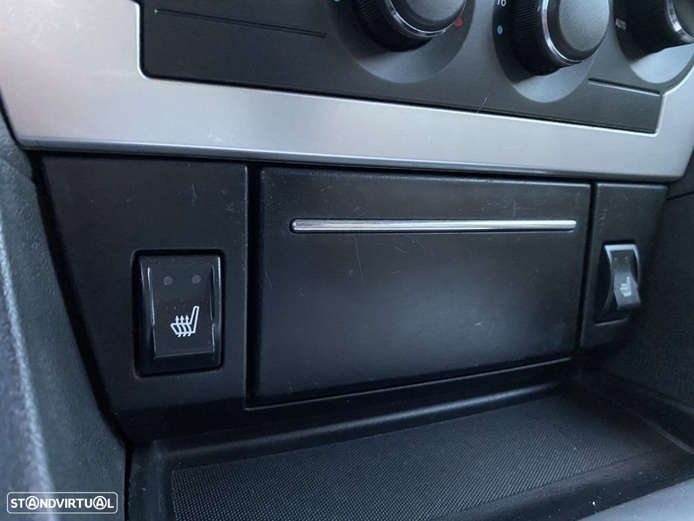 Chrysler 300 C Touring 3.0 CRD - 31