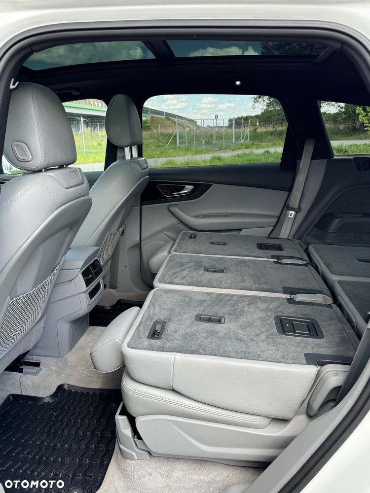Audi Q7 - 28