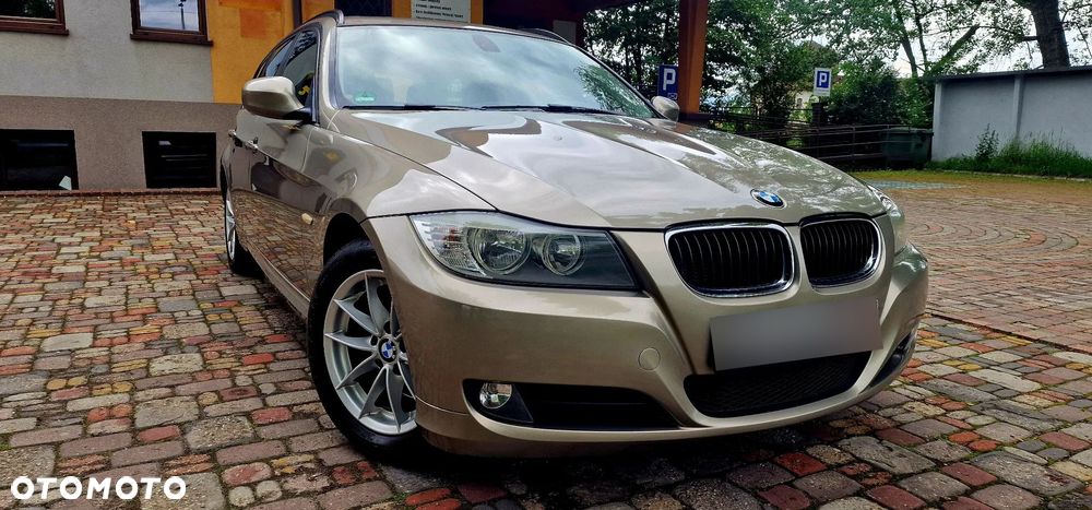 BMW Seria 3 320d DPF Edition Sport - 1