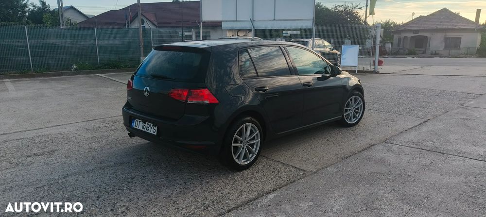 Volkswagen Golf 1.2 TSI BlueMotion Technology Comfortline - 4