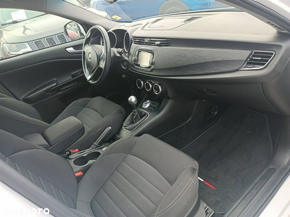 Alfa Romeo Giulietta - 15