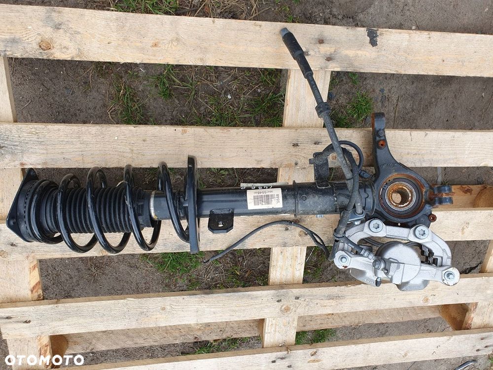 LEWA ZWROTNICA PRAWY MCPERSON citroen c4 III EV