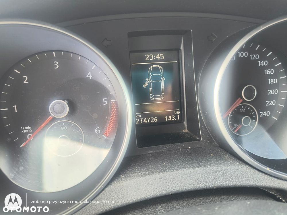 Volkswagen Golf 1.6 TDI Highline - 13