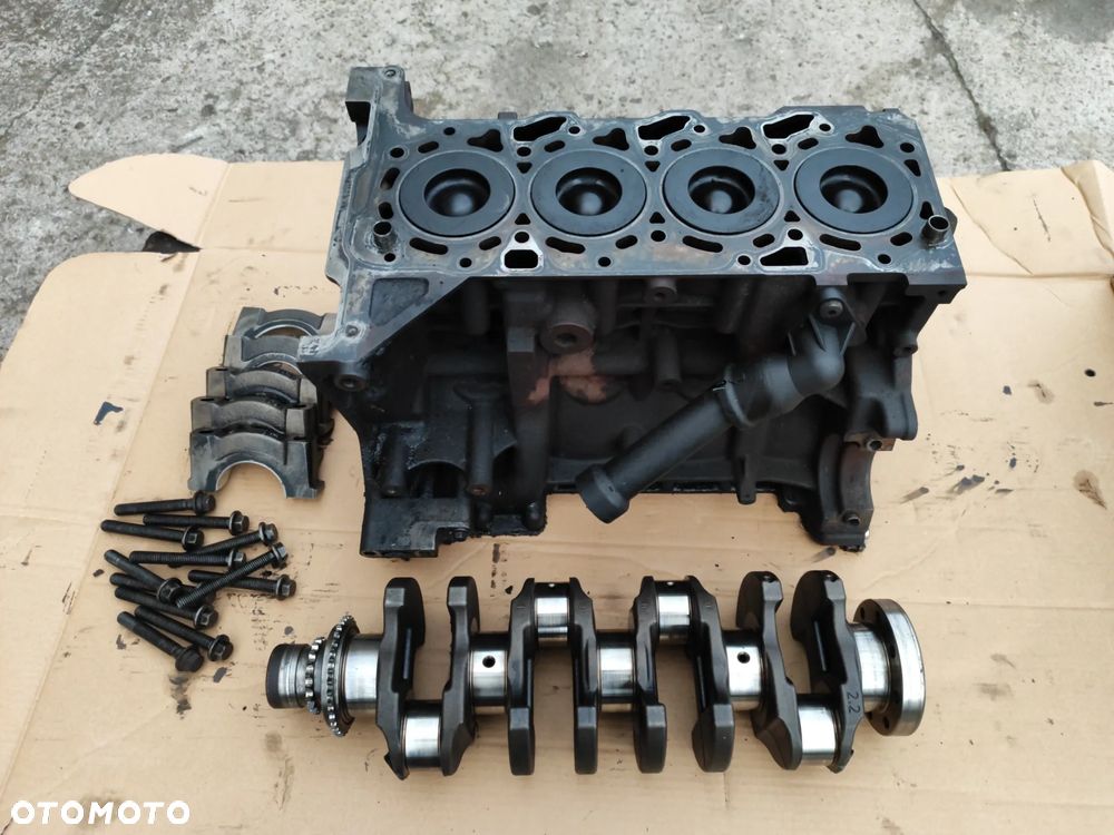 Blok silnika + wał korbowy i tłoki silnika 2.2 HDI Euro 5 130KM do Peugeot Boxer Citroen Jumper II 11-16r Ford Transit Mk7 - 1