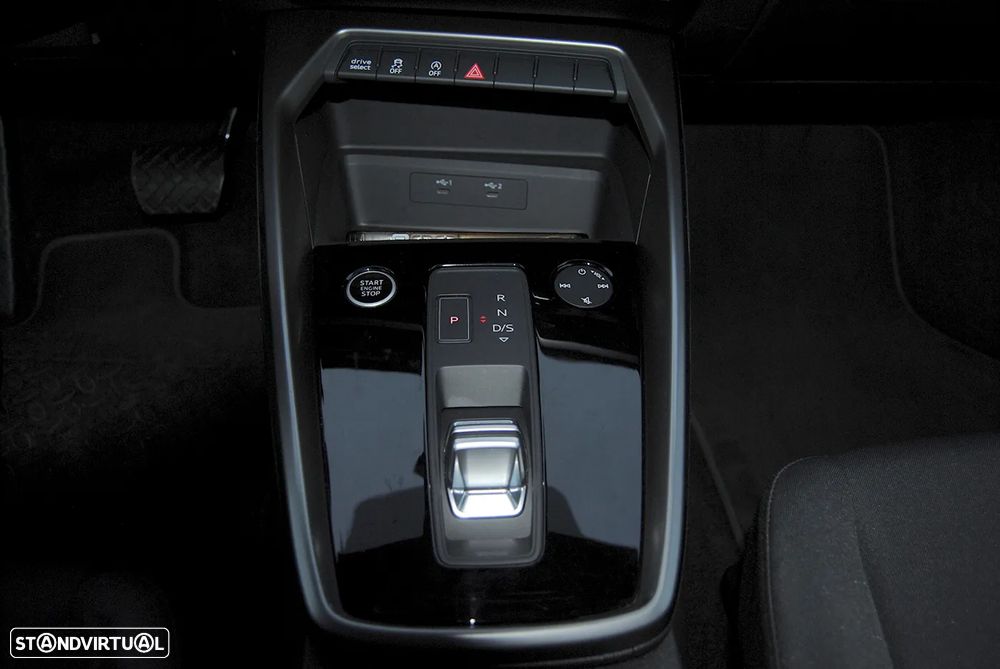 Audi A3 Sportback 30 TFSI Advanced S tronic - 28