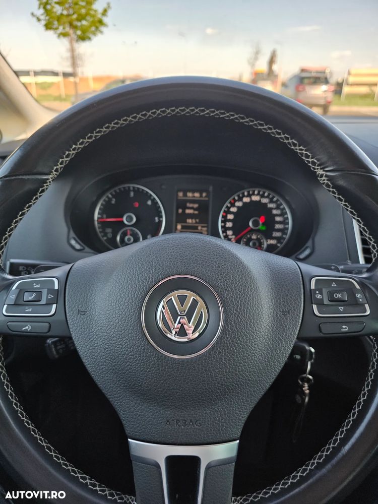Volkswagen Sharan 2.0 TDI DSG BlueMotion Technology Highline - 15