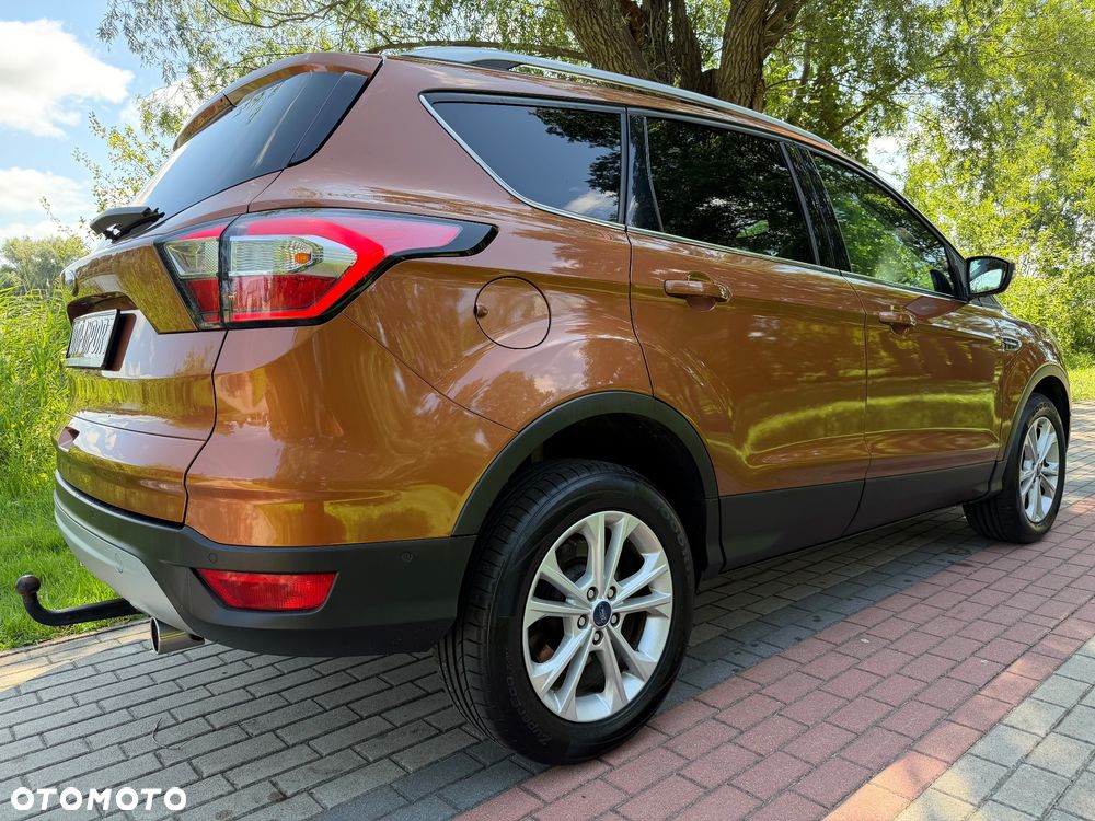 Ford Kuga 2.0 TDCi 2x4 Titanium - 3