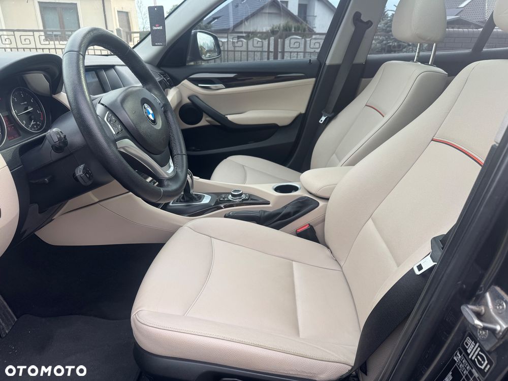 BMW X1 xDrive25d Sport Line - 13
