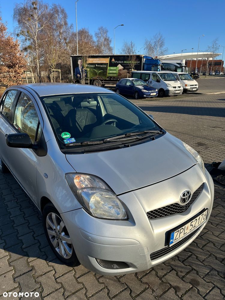 Toyota Yaris 1.33 VVT-i Sol - 2