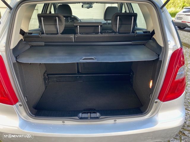 Mercedes-Benz A 160 Classic BlueEfficiency - 14