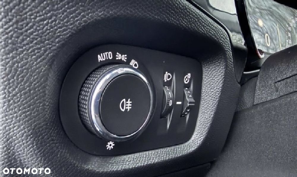 Opel Corsa - 32
