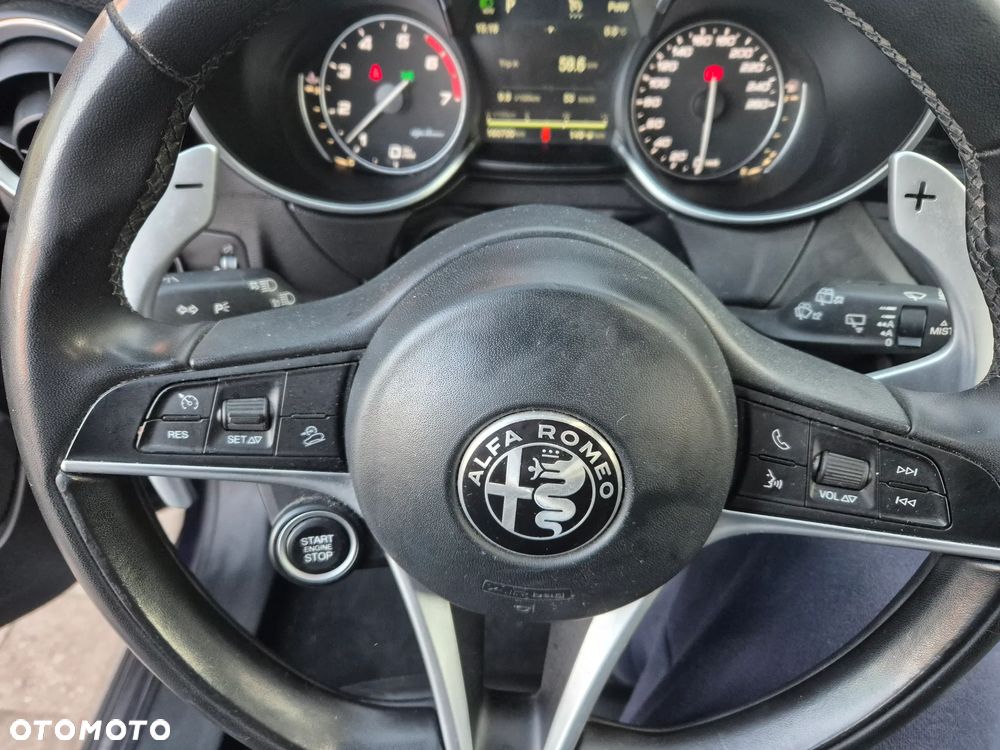 Alfa Romeo Stelvio 2.0 Turbo Executive Q4 - 15