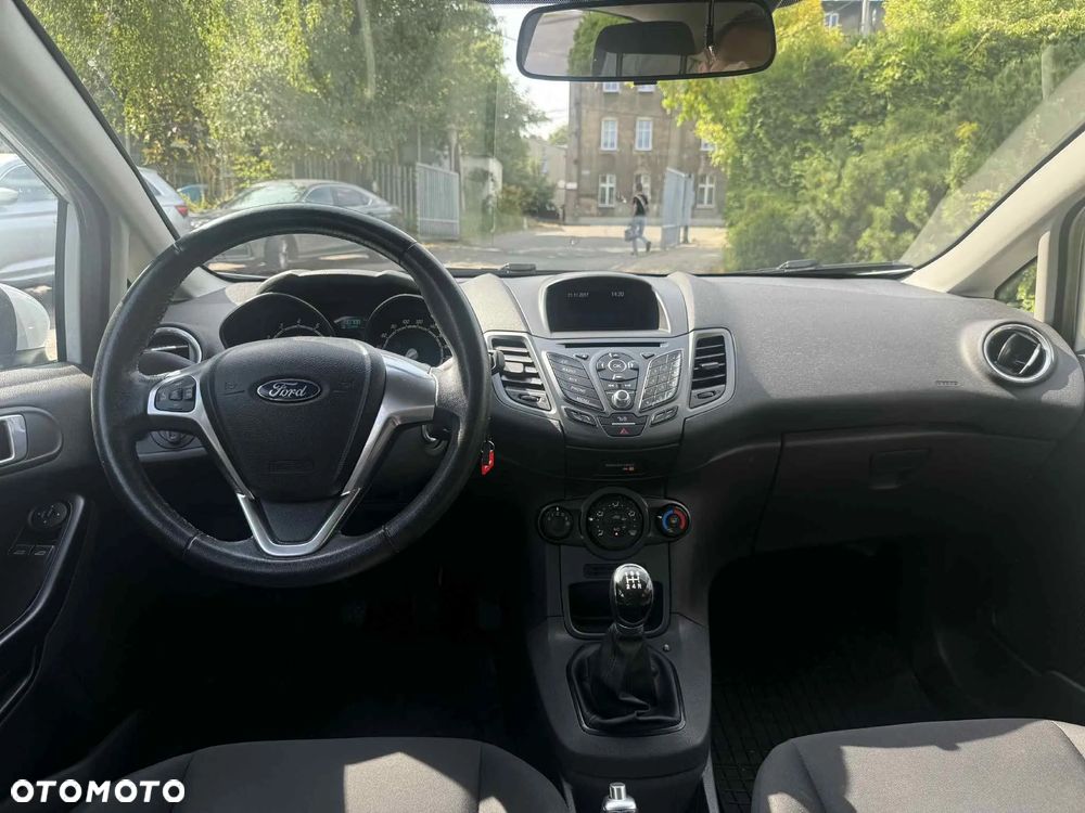 Ford Fiesta - 11