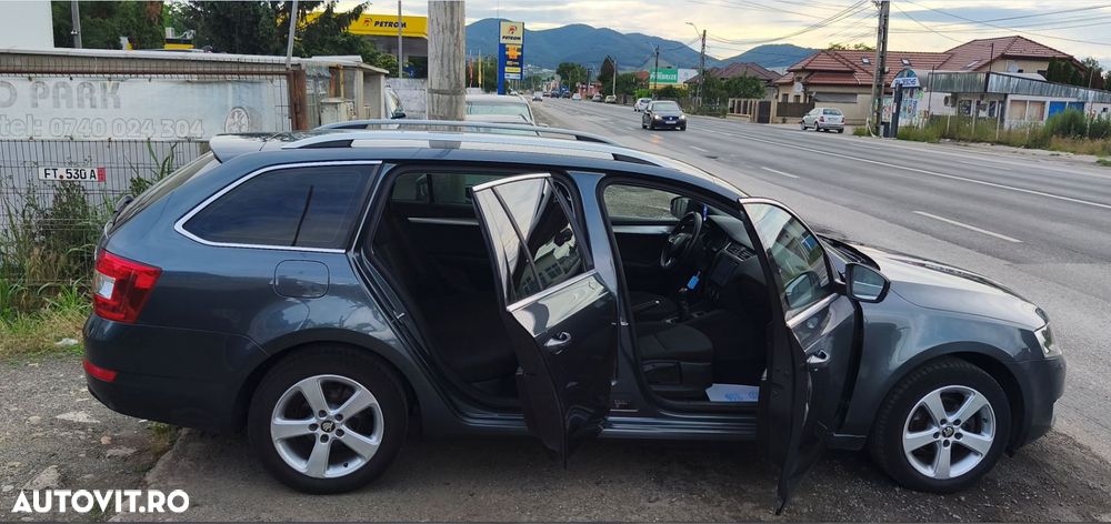 Skoda Octavia 1.6 TDI Drive - 12