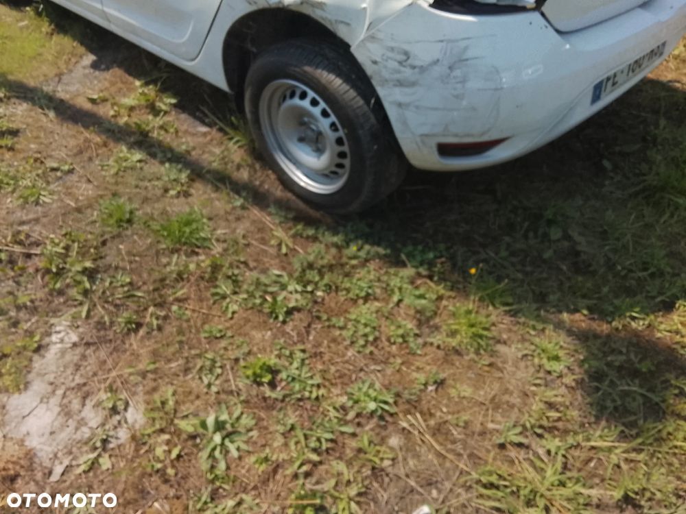 Dacia Sandero - 7
