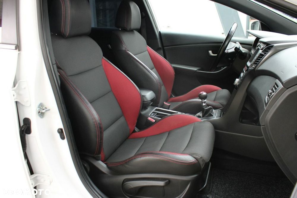 Hyundai i30 1.6 GDI Turbo Sport - 9