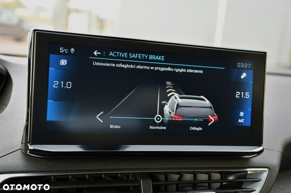 Peugeot 5008 1.5 BlueHDi Allure S&S - 28