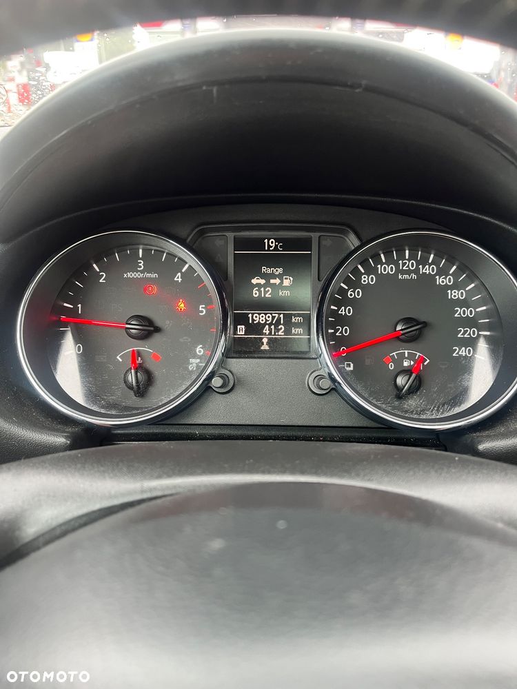 Nissan Qashqai - 14