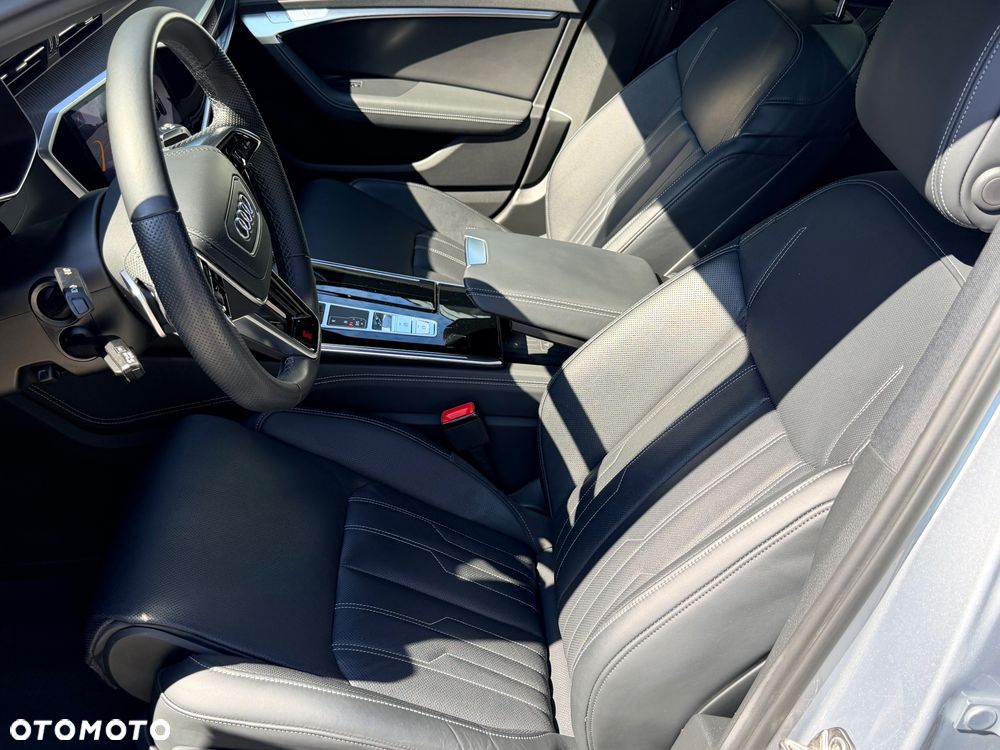 Audi A6 Avant 55 TFSI e quattro S tronic sport - 14