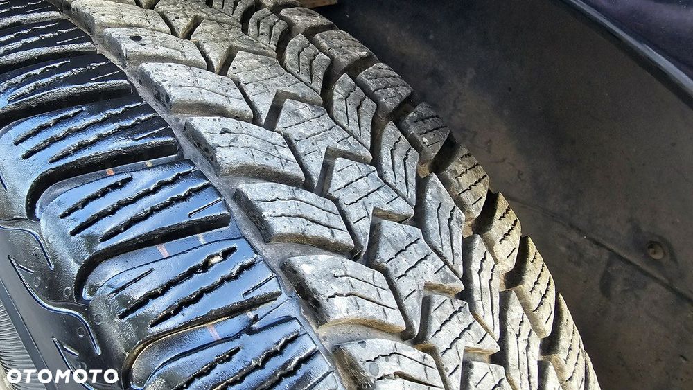 Volkswagen Golf Plus - 8