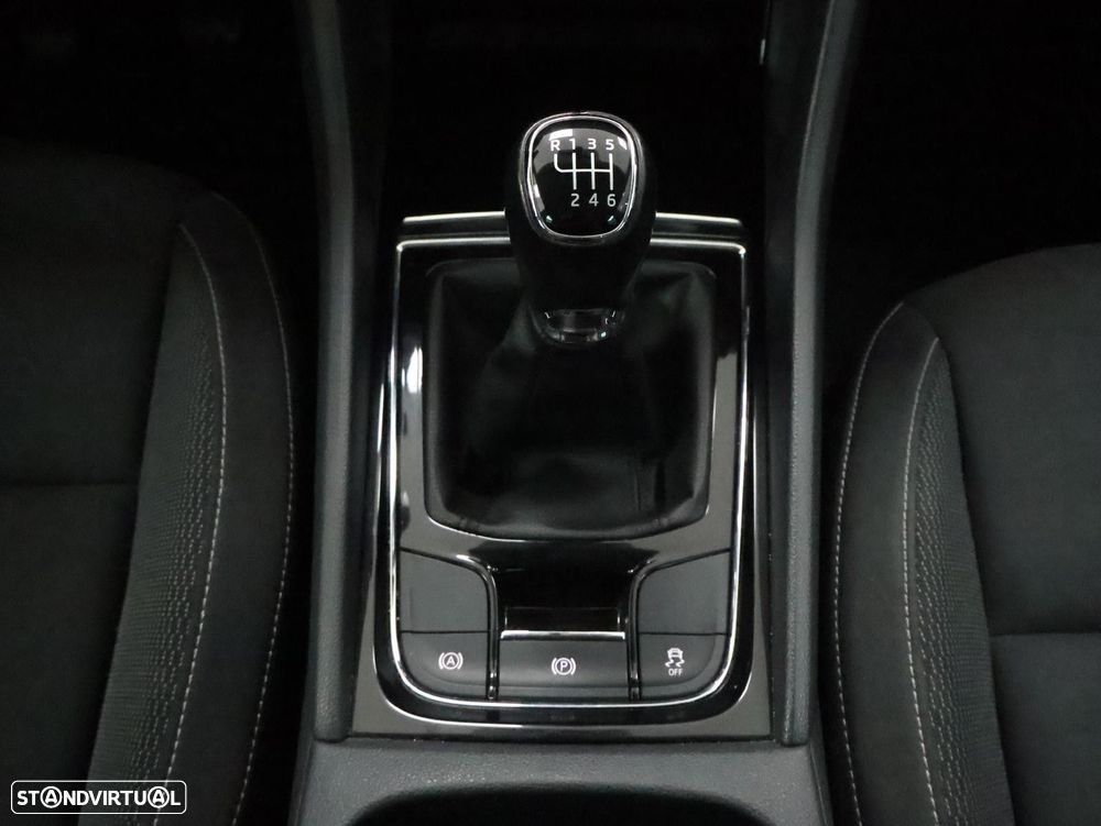 Skoda Karoq 1.0 TSI Ambition - 23