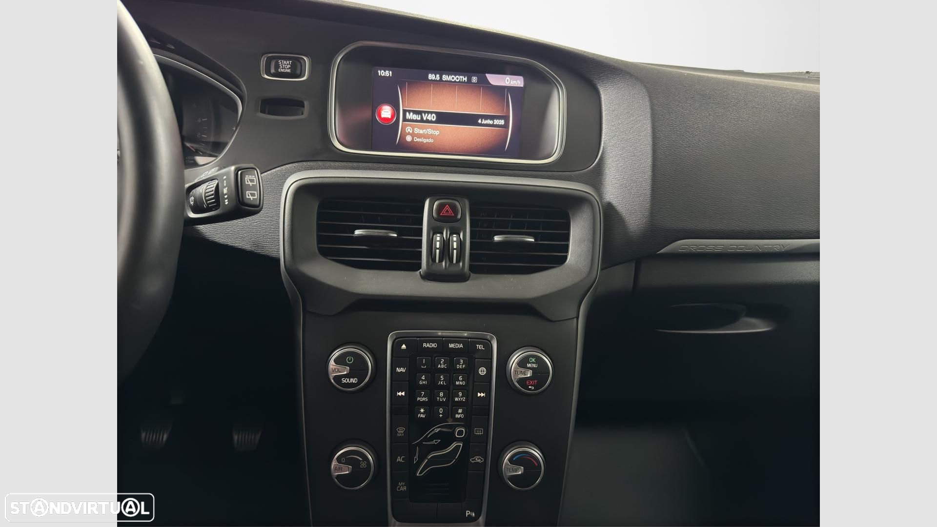 Volvo V60 Cross Country 2.0 D3 Plus - 14