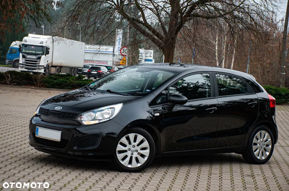 Kia Rio 1.2 Business Line - 23