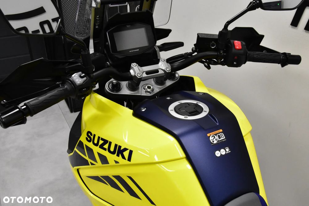 Suzuki DL - 17