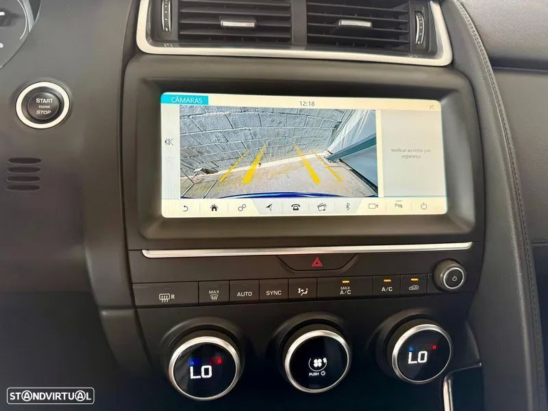 Jaguar E-Pace 2.0 i4D R-Dynamic S AWD Aut. - 13