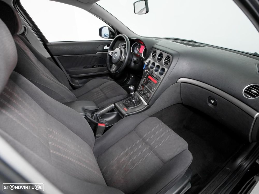 Alfa Romeo 159 Sportwagon 1.9 JTDm 8V Progression - 9