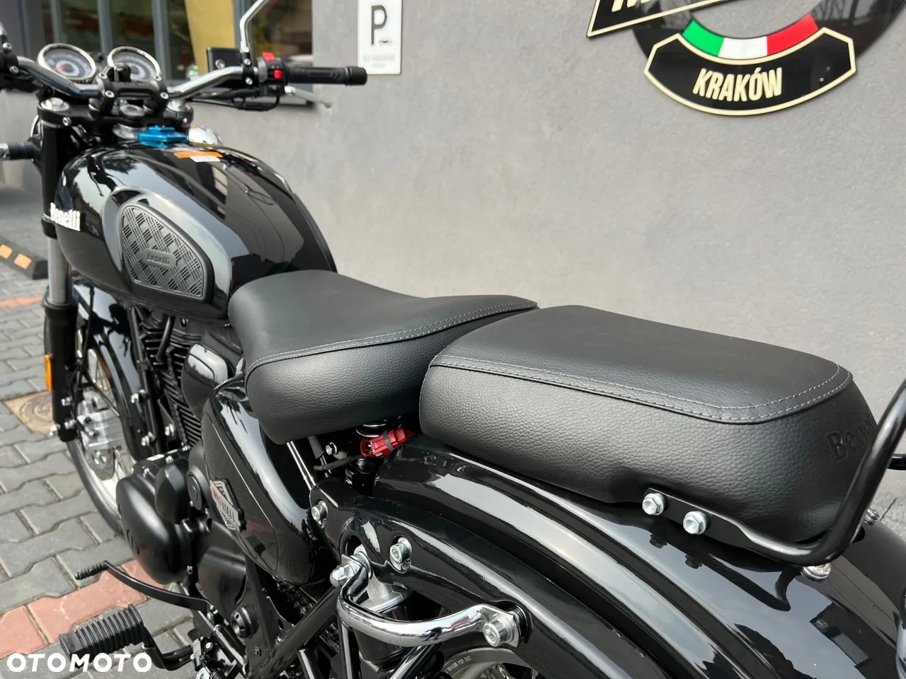 Benelli IMPERIALE 400 - 8