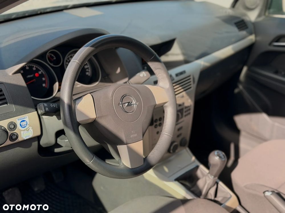 Opel Astra - 9