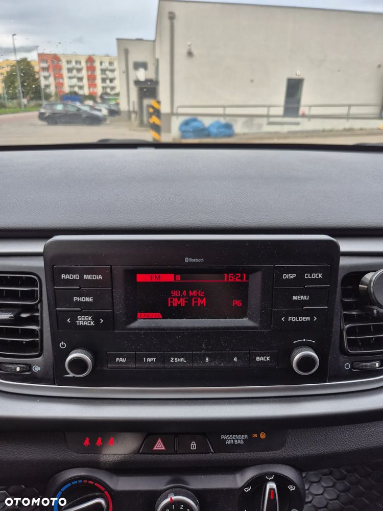 Kia Rio 1.2 M - 23