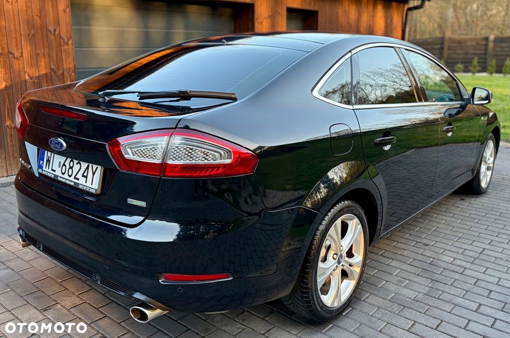 Ford Mondeo 2.0 EcoBoost Titanium - 3
