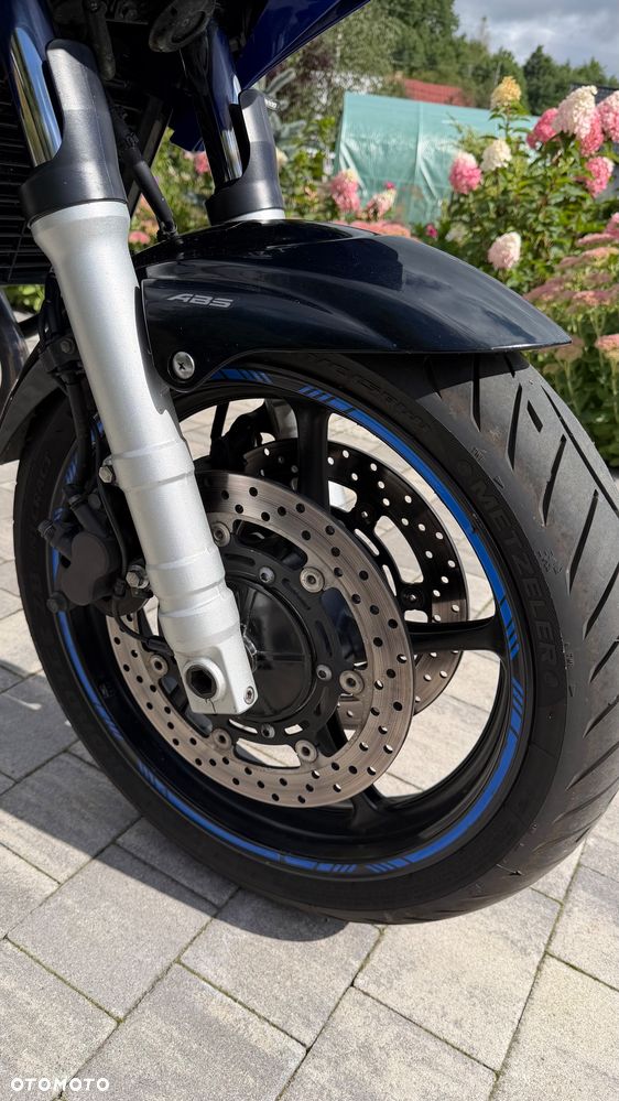 Yamaha FZ6 - 7