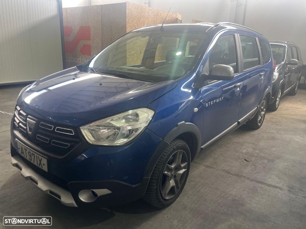 Dacia Lodgy 1.5 Blue dCi Stepway 7L - 1