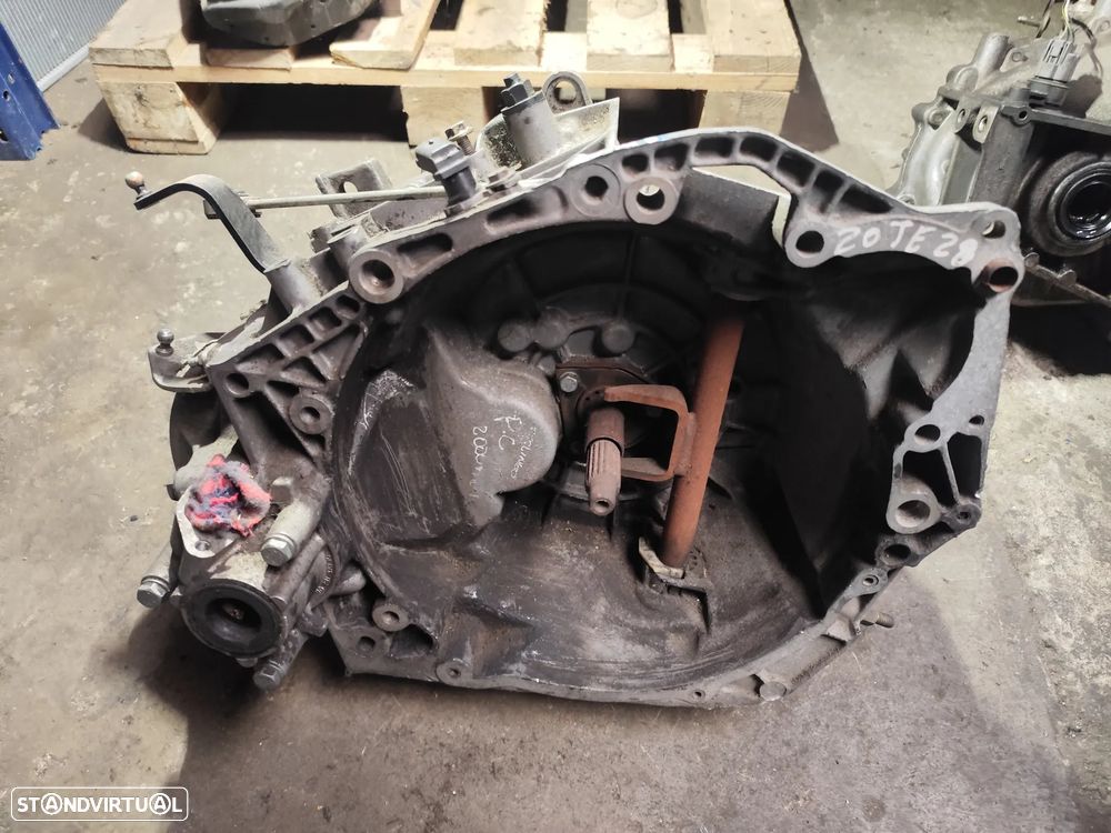 Peugeot Partner 2.0 HDI - CAIXA VELOCIDADES - 20TE28 - CV143 - 1