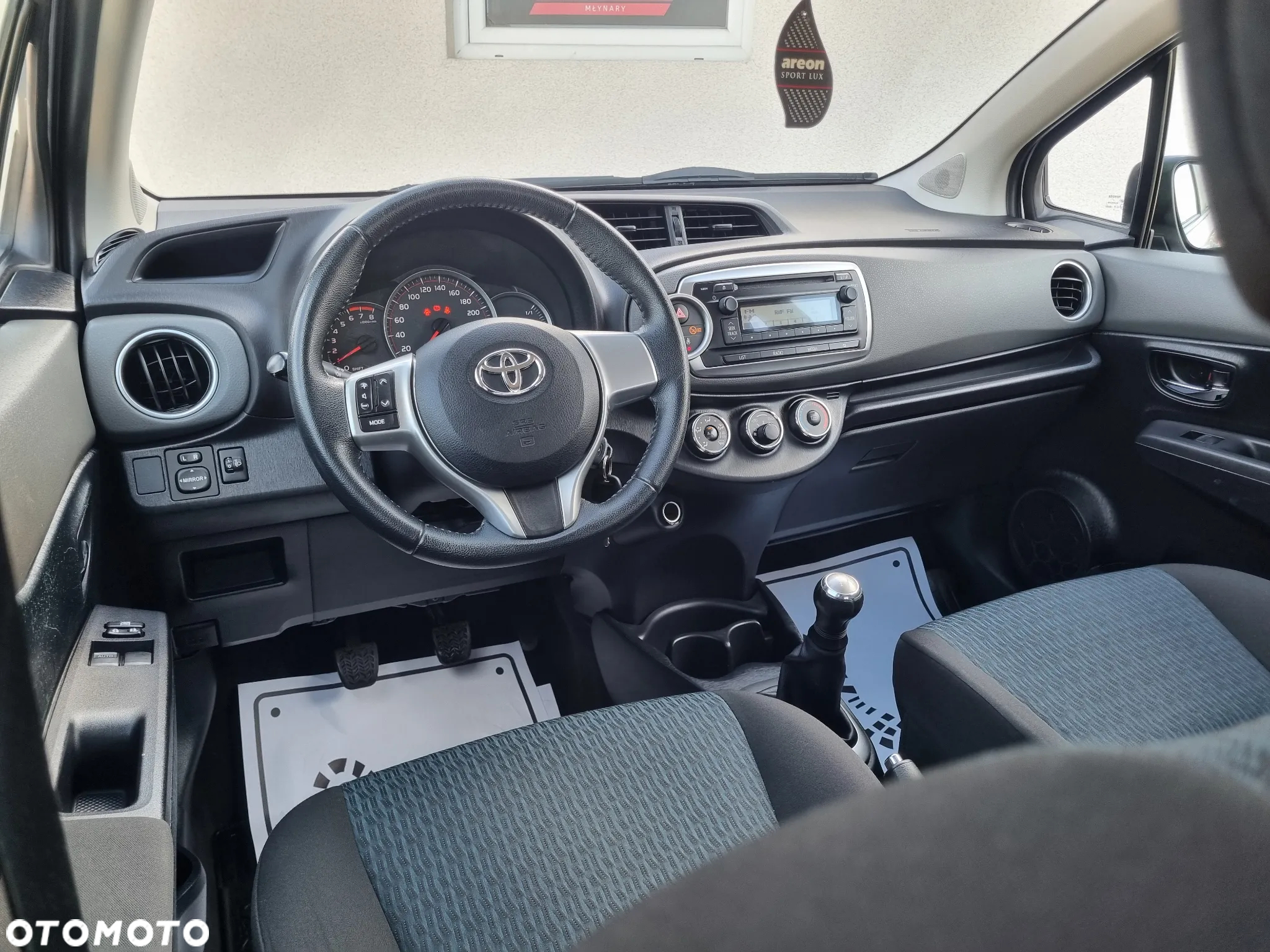 Toyota Yaris 1.0 Life - 7