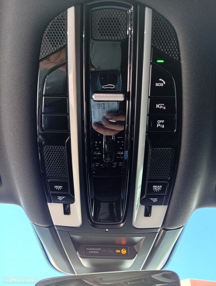 Porsche Cayenne Coupé E-Hybrid Platinum Edition - 13