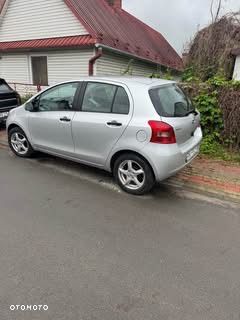 Toyota Yaris - 3
