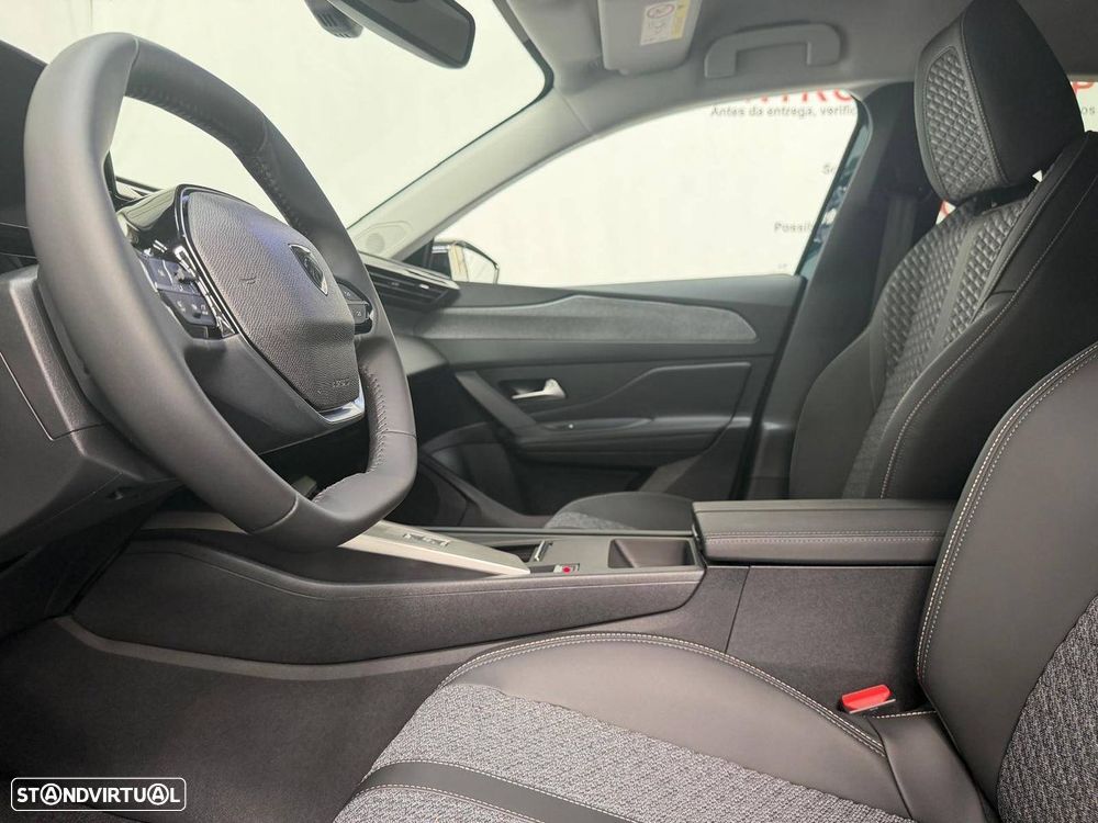 Peugeot 308 - 11