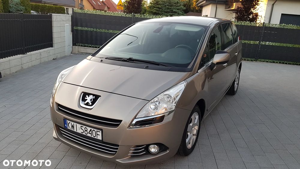 Peugeot 5008 HDI 115 Allure - 27