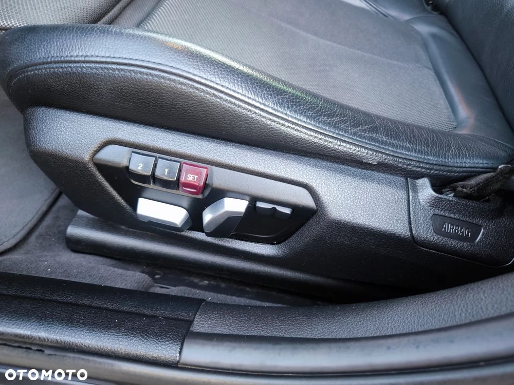 BMW Seria 3 316d Modern Line - 24
