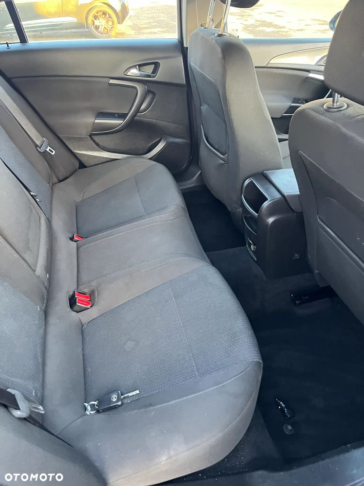 Opel Insignia 2.0 CDTI - 10