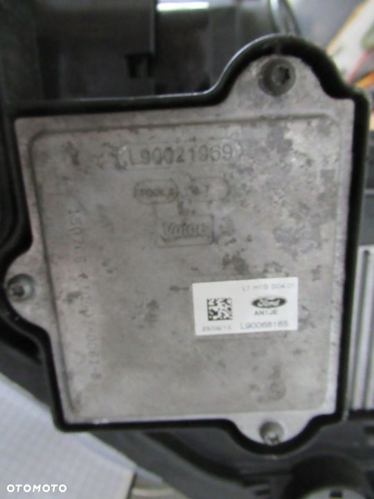 LAMPA PRZEDNIA PRZÓD PRAWA FORD C-MAX MK2 II LIFT XENON 2014-2019 - 12