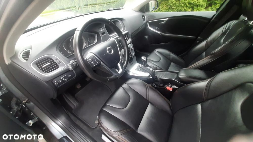 Volvo V40 Cross Country T3 - 25