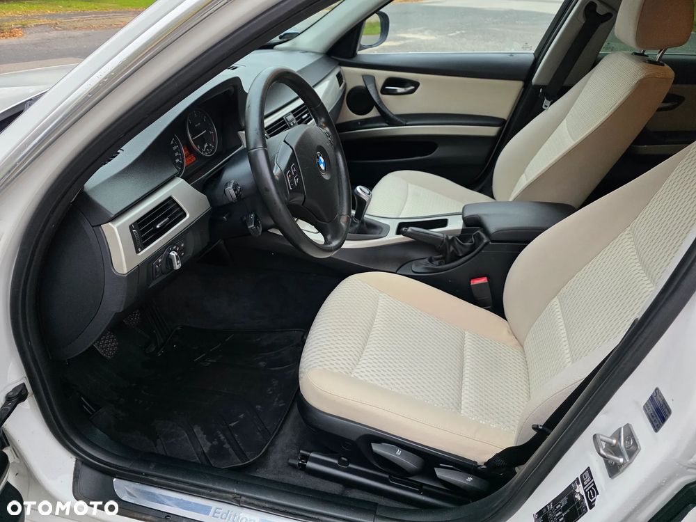 BMW Seria 3 - 30