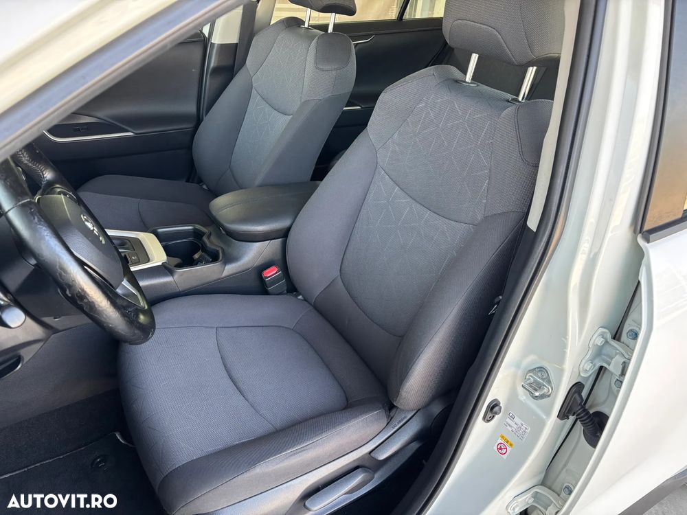 Toyota RAV4 - 32